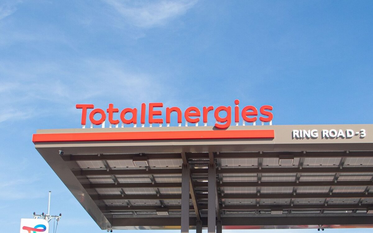TotalEnergies AI Partnership: Mistral Deal Fuels Energy Transition
