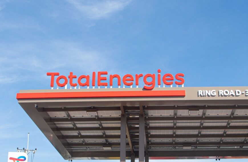 TotalEnergies AI Partnership: Mistral Deal Fuels Energy Transition